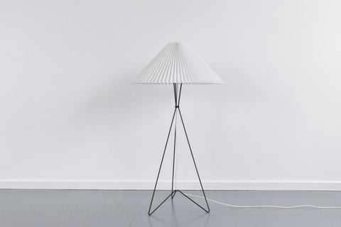 Vintage Style Black Metal Tripod Floor Lamp
