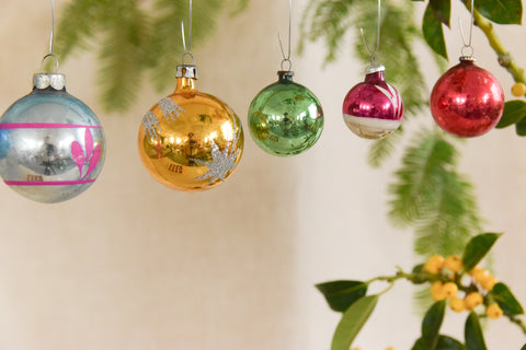 Vintage Glass Christmas Tree Baubles / Ornaments Set of 12 Boxed Assorted