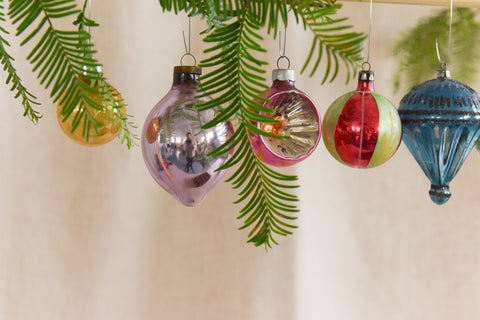 Vintage Glass Christmas Tree Baubles / Ornaments Set of 12 Boxed Assorted