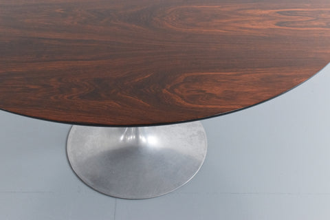Vintage 1960s Rosewood Circular Tulip Dining Table and Four Black Chairs by Maurice Burke for Arkana