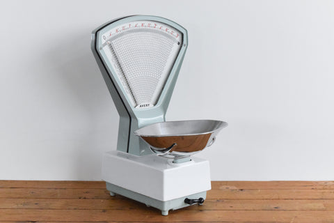 Vintage Large Avery Shop Weighing Scales