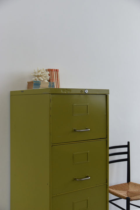 Vintage Metal Avocado Green 4 Drawer Filing Cabinet by Roneo