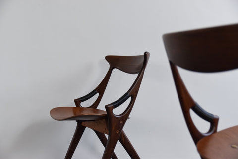 Vintage Pair of Rare Danish Early 1950s Model 71 Dining Chairs By Arne Hovmand Olsen For Mogens Kold