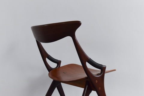 Vintage Pair of Rare Danish Early 1950s Model 71 Dining Chairs By Arne Hovmand Olsen For Mogens Kold