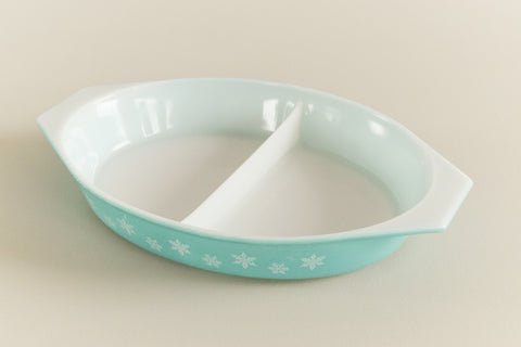 Vintage Pyrex Turquoise Gaiety Snowflake Spacesaver Serving Dish