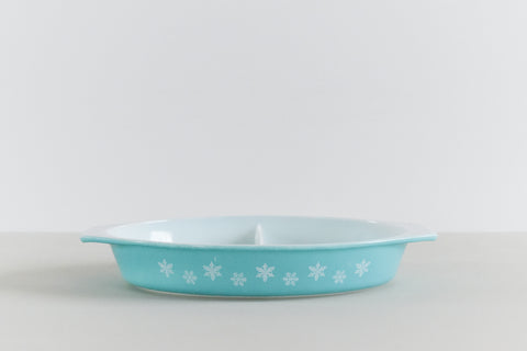 Vintage Pyrex Turquoise Gaiety Snowflake Spacesaver Serving Dish