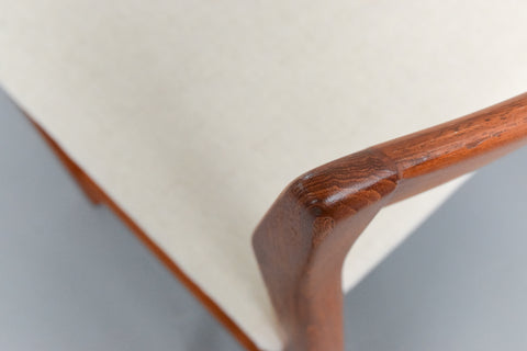 Vintage Set of 4 Bath Cabinet Makers Teak Dining Chairs