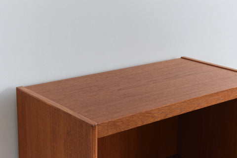 Vintage Small Teak Danish Shelving Unit / Bookcase