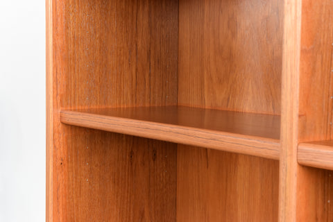 Vintage Tall Teak Danish Shelving Unit / Bookcase by UP Mobelfabrik