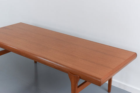 Vintage Large Danish Teak Extending Coffee Table by Johannes Andersen for Silkeborg Mobler