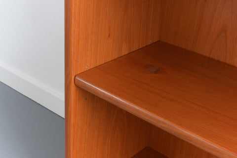 Vintage Teak Bookcase / Shelving Unit