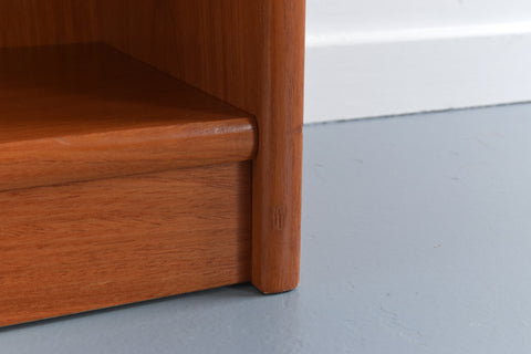 Vintage Teak Bookcase / Shelving Unit