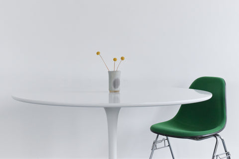 Vintage 1960s White Circular Tulip Dining Table by Maurice Burke for Arkana