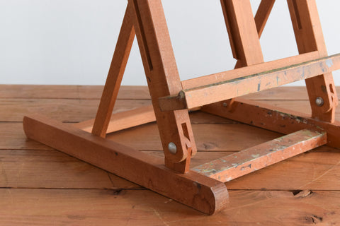 Vintage Wooden Tabletop Easel by Daler