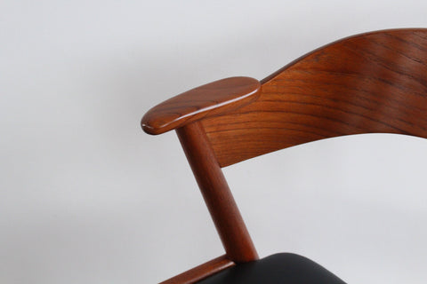 Single Vintage Danish Model 32 Teak Dining Chair by Kai Kristiansen
