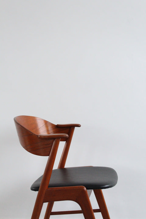 Single Vintage Danish Model 32 Teak Dining Chair by Kai Kristiansen