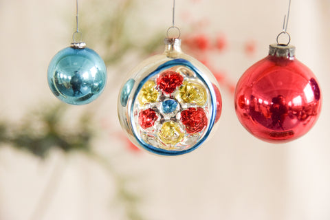 Vintage Glass Christmas Tree Baubles / Ornaments Set of 12 Boxed Assorted