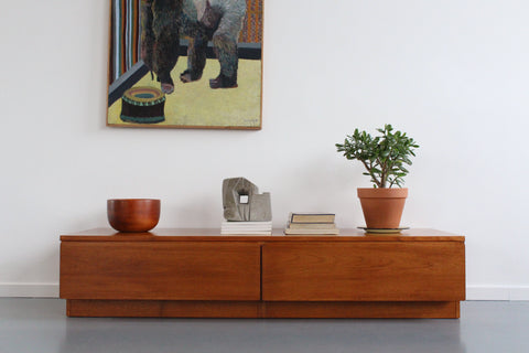 Vintage Low Teak Drawers / Media Unit by Beaver & Tapley