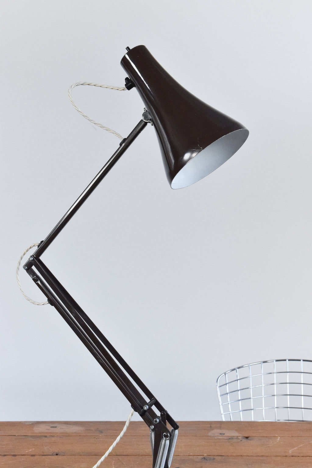 Model 90 anglepoise top lamp
