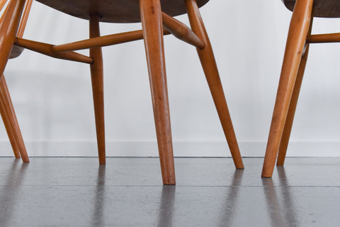 Vintage Set of 4 Ercol Light Elm Quaker Back Windsor Dining Chairs No.365