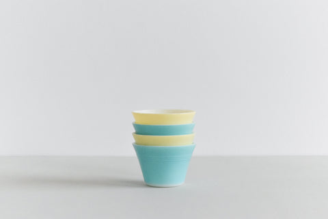 Vintage Set of 4 Yellow and Blue Pyrex Ramekins