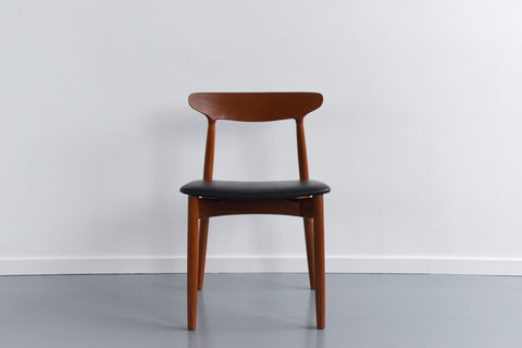 Vintage Single Harry Ostergaard for Randers Mobelfabrik Model 59 Danish Teak Dining Chair