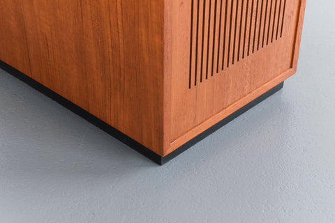 Pair of Vintage Dynatron Radio LTD Speakers Model No. LS 200