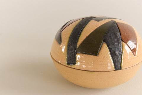 Vintage Pair of Ceramic Studio Pottery Trinket Boxes