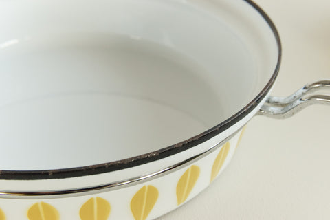 Vintage 1960s Cathrineholm Avocado Green and White Lotus Enamel Frying Pan