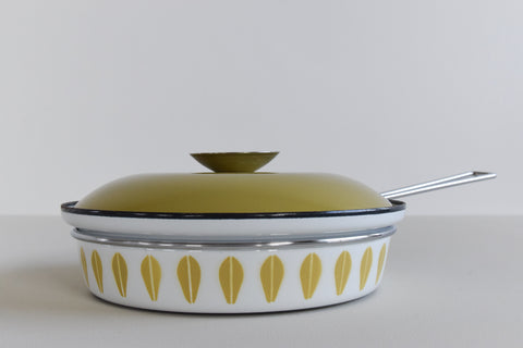 Vintage 1960s Cathrineholm Avocado Green and White Lotus Enamel Frying Pan