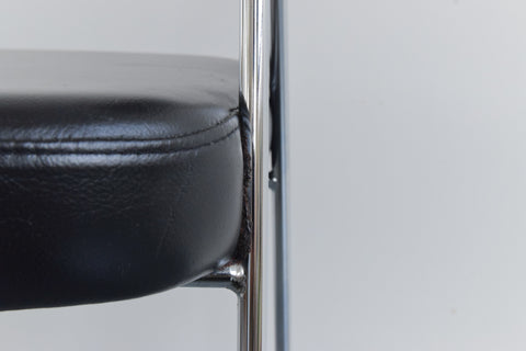 Vintage 1980s Robin Day 675 Chair