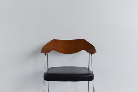 Vintage 1980s Robin Day 675 Chair