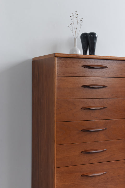 Vintage Teak Tallboy Chest of Drawers by Austinsuite