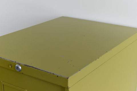 Vintage Metal Avocado Green 4 Drawer Filing Cabinet by Roneo
