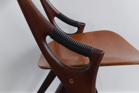 Vintage Pair of Rare Danish Early 1950s Model 71 Dining Chairs By Arne Hovmand Olsen For Mogens Kold