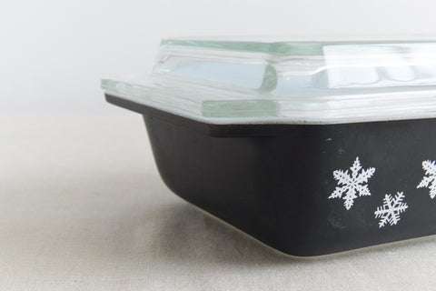 Vintage Pyrex Black Gaiety Snowflake Shallow Serving Dish