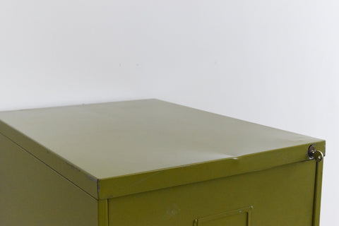 Vintage Sankey Sheldon Metal Avocado Green 4 Drawer Filing Cabinet