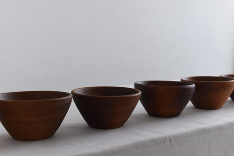Vintage Set of 8 Mid-Century Hand Turned Bowls