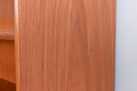 Vintage Teak Bookcase / Shelving Unit