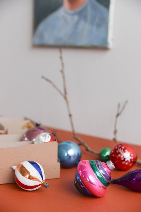 Vintage Glass Christmas Tree Baubles / Ornaments Set of 12 Boxed Assorted