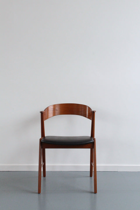Single Vintage Danish Model 32 Teak Dining Chair by Kai Kristiansen